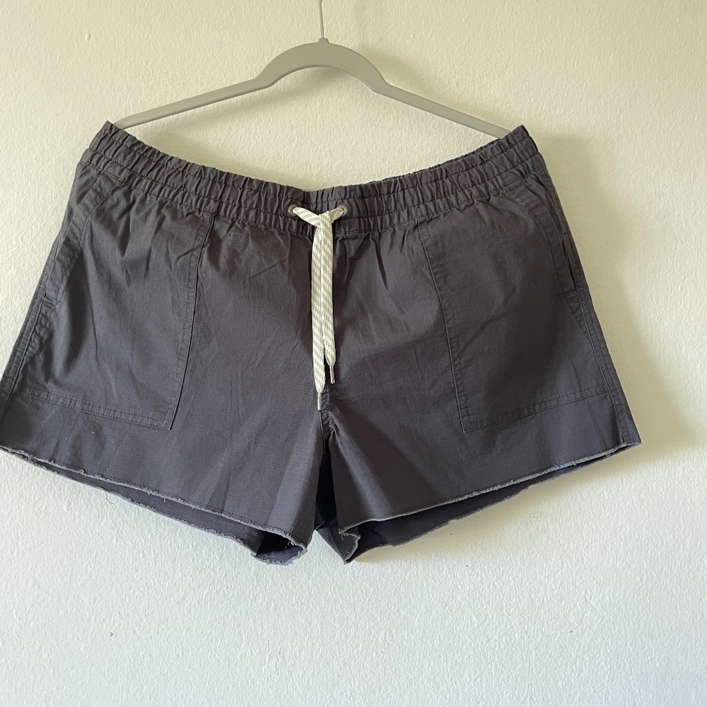 Vuori Vintage Ripstop Shorts Black Women's Size XL NWOT